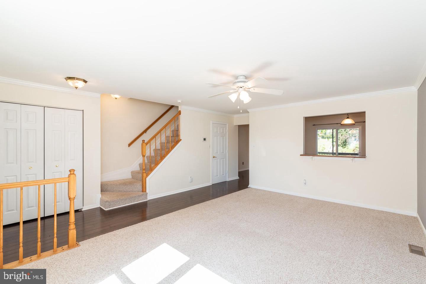 CONSTANT FRIENDSHIP - Residential Lease