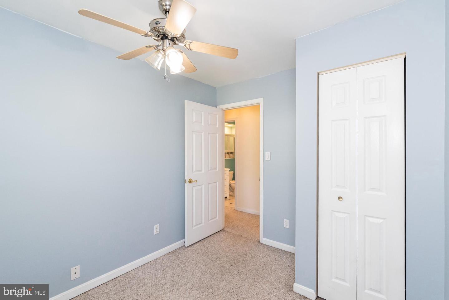 CONSTANT FRIENDSHIP - Residential Lease