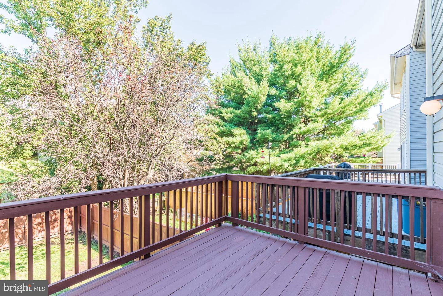 CONSTANT FRIENDSHIP - Residential Lease