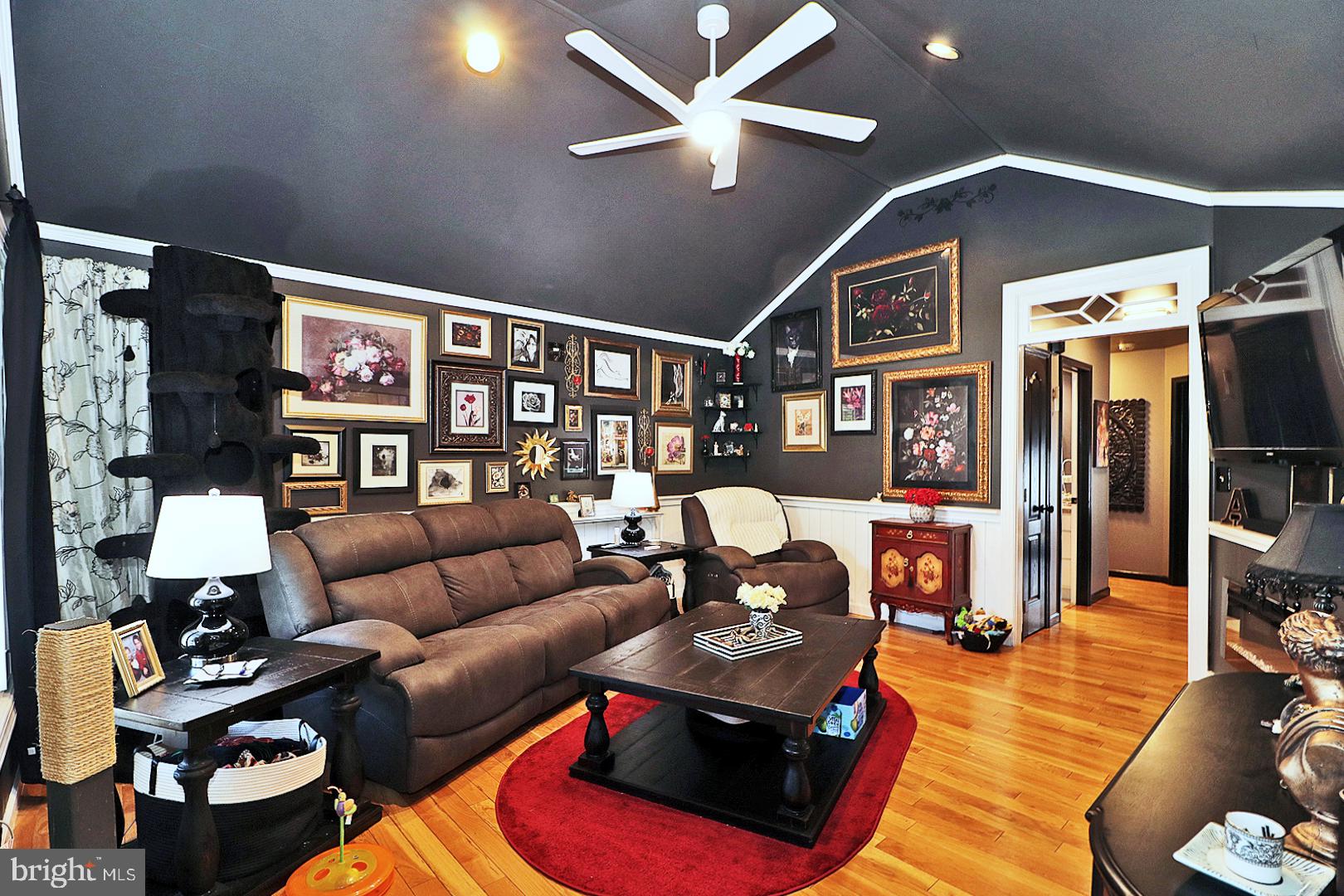 8 KEELSON DRIVE