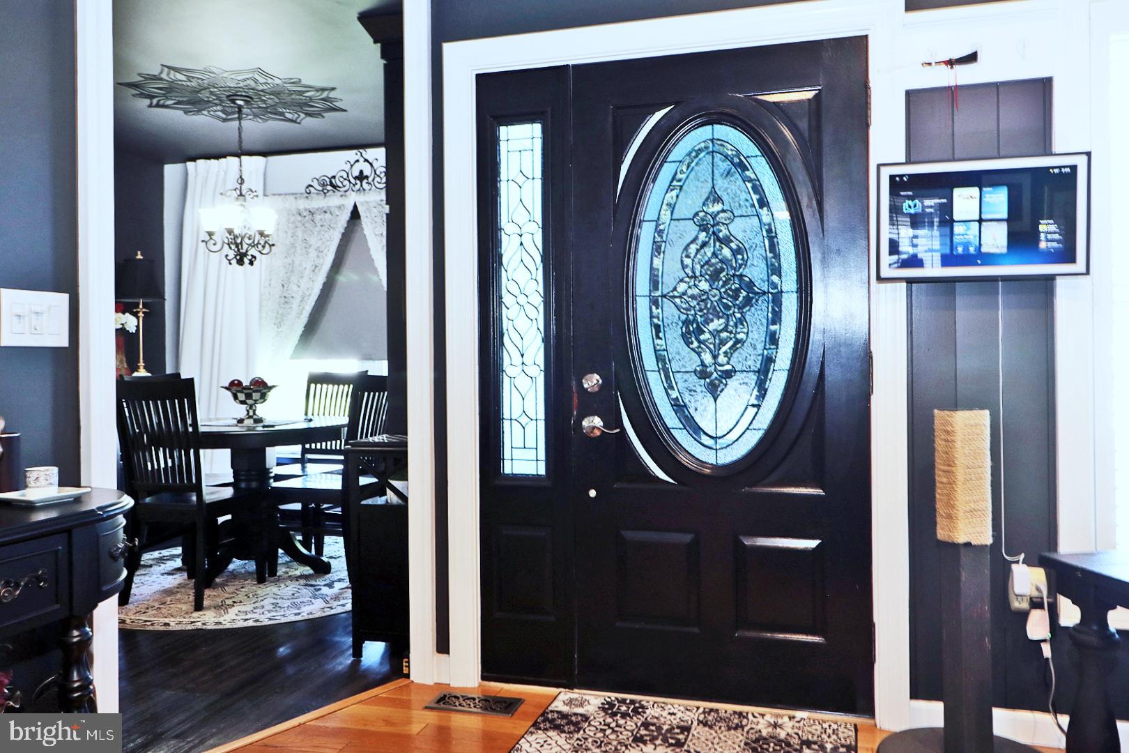8 KEELSON DRIVE