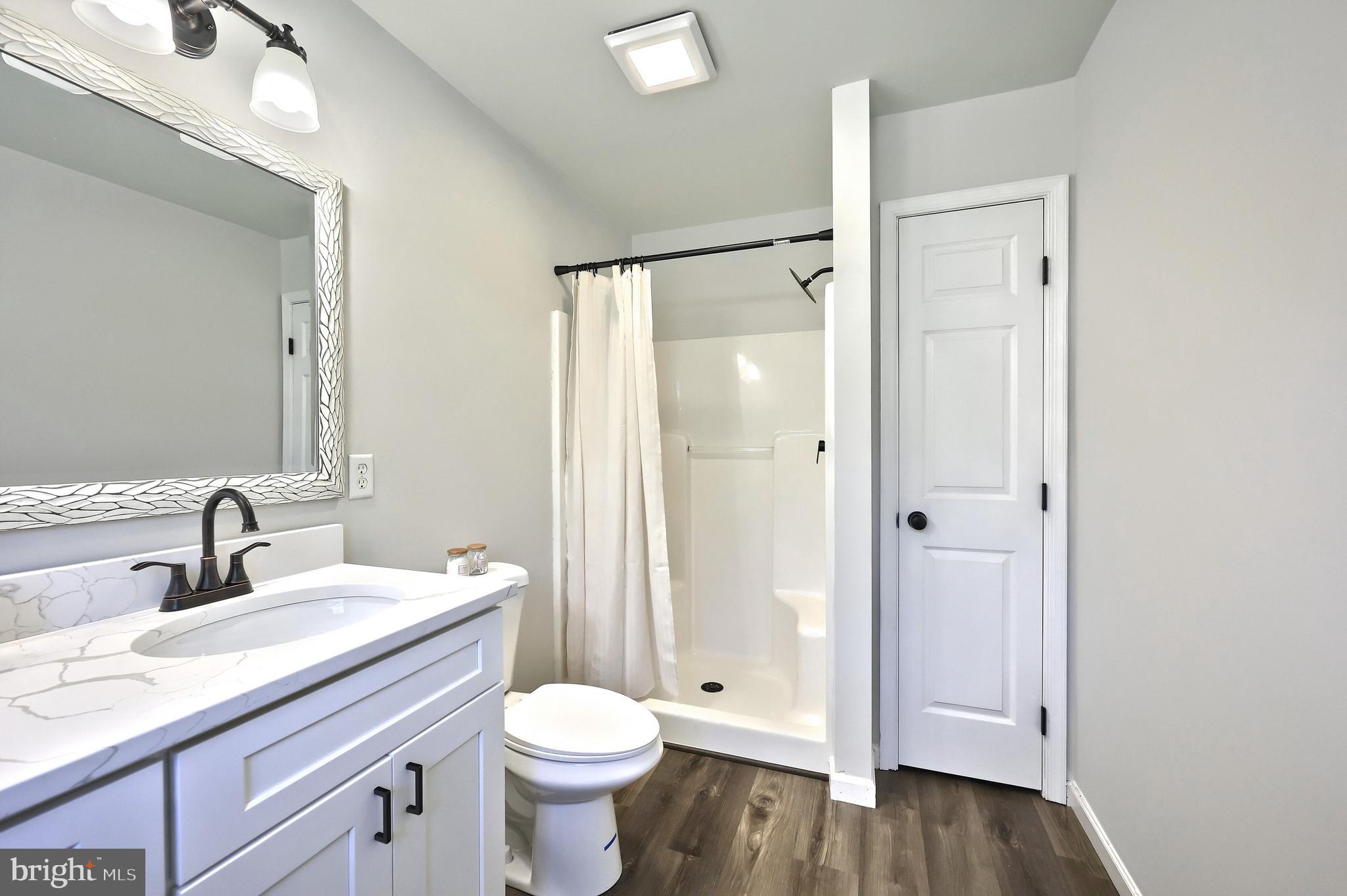 SHERMAN OAKS - Residential