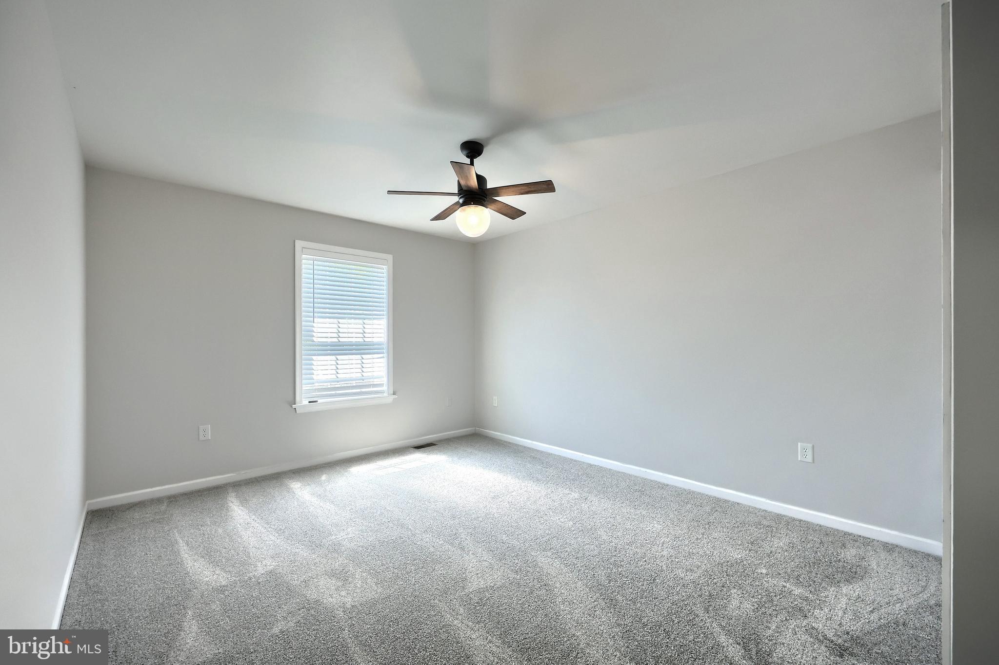 SHERMAN OAKS - Residential