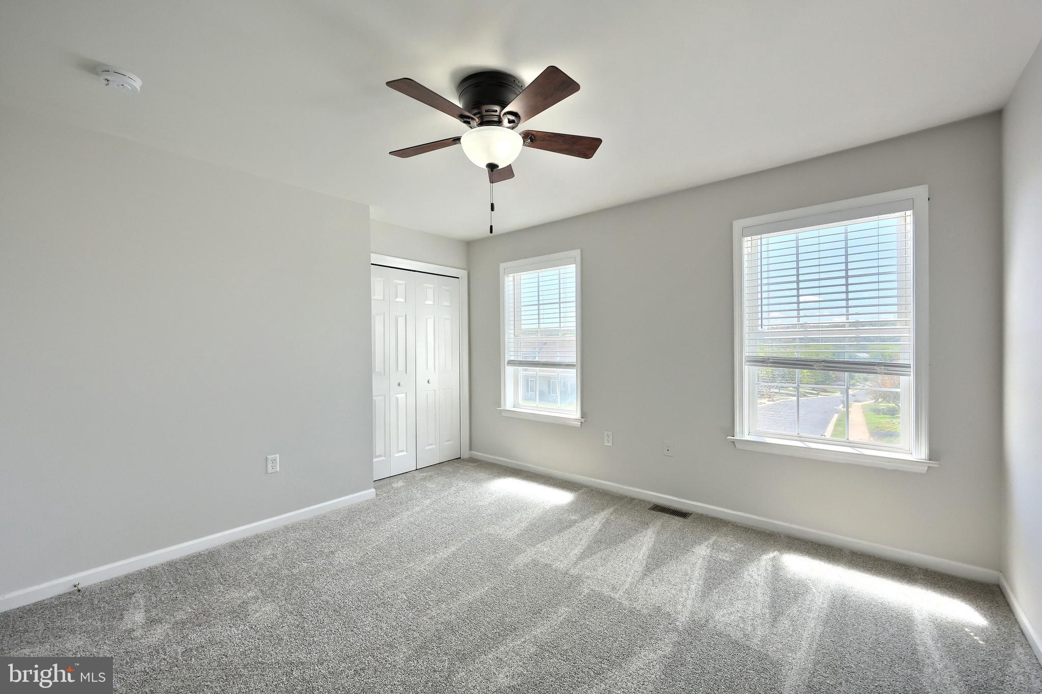 SHERMAN OAKS - Residential