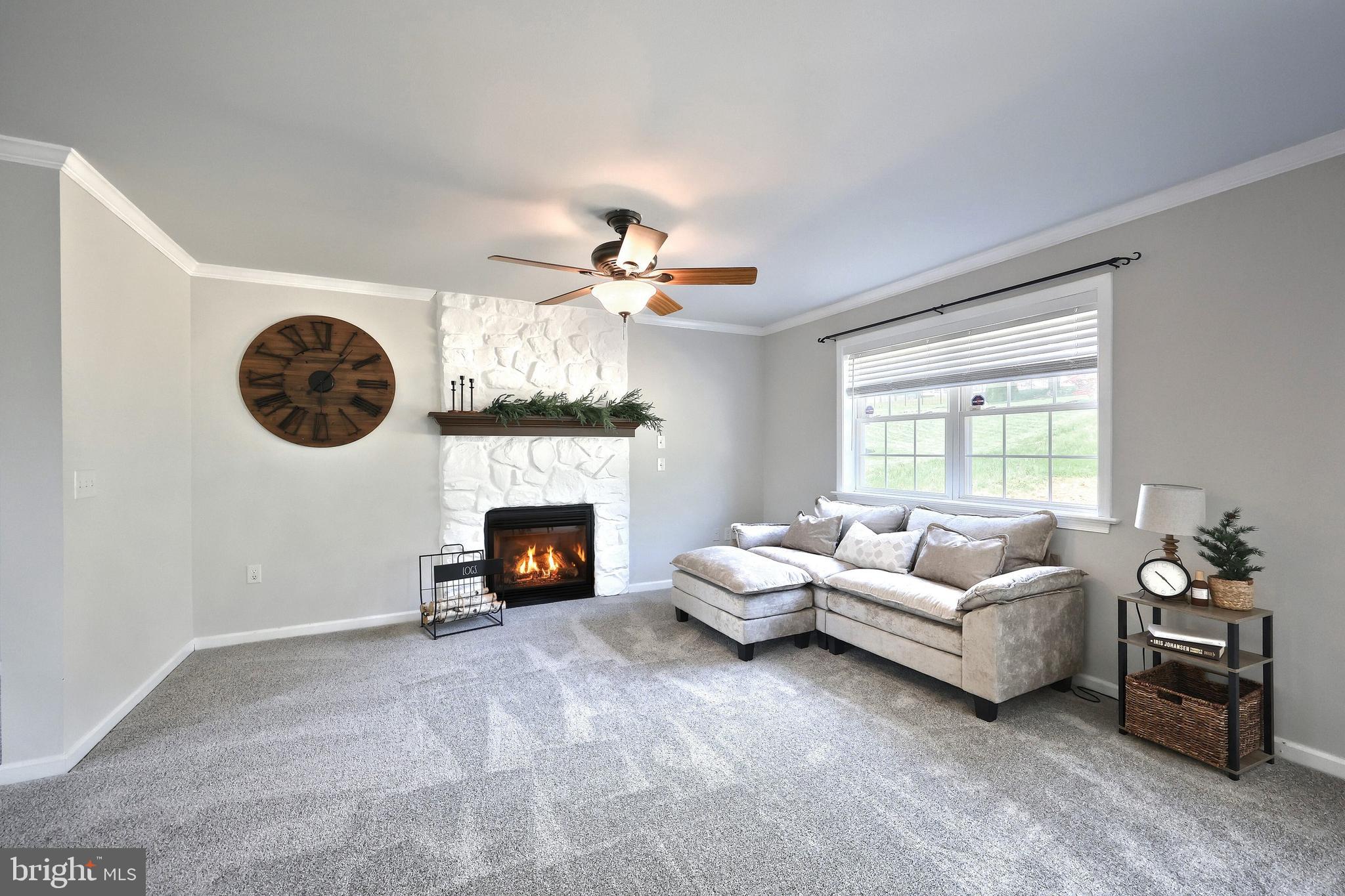 SHERMAN OAKS - Residential