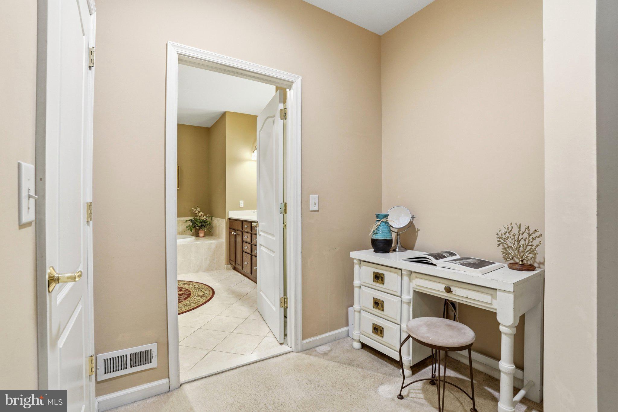 INDIAN VALLEY GREENS - Residential