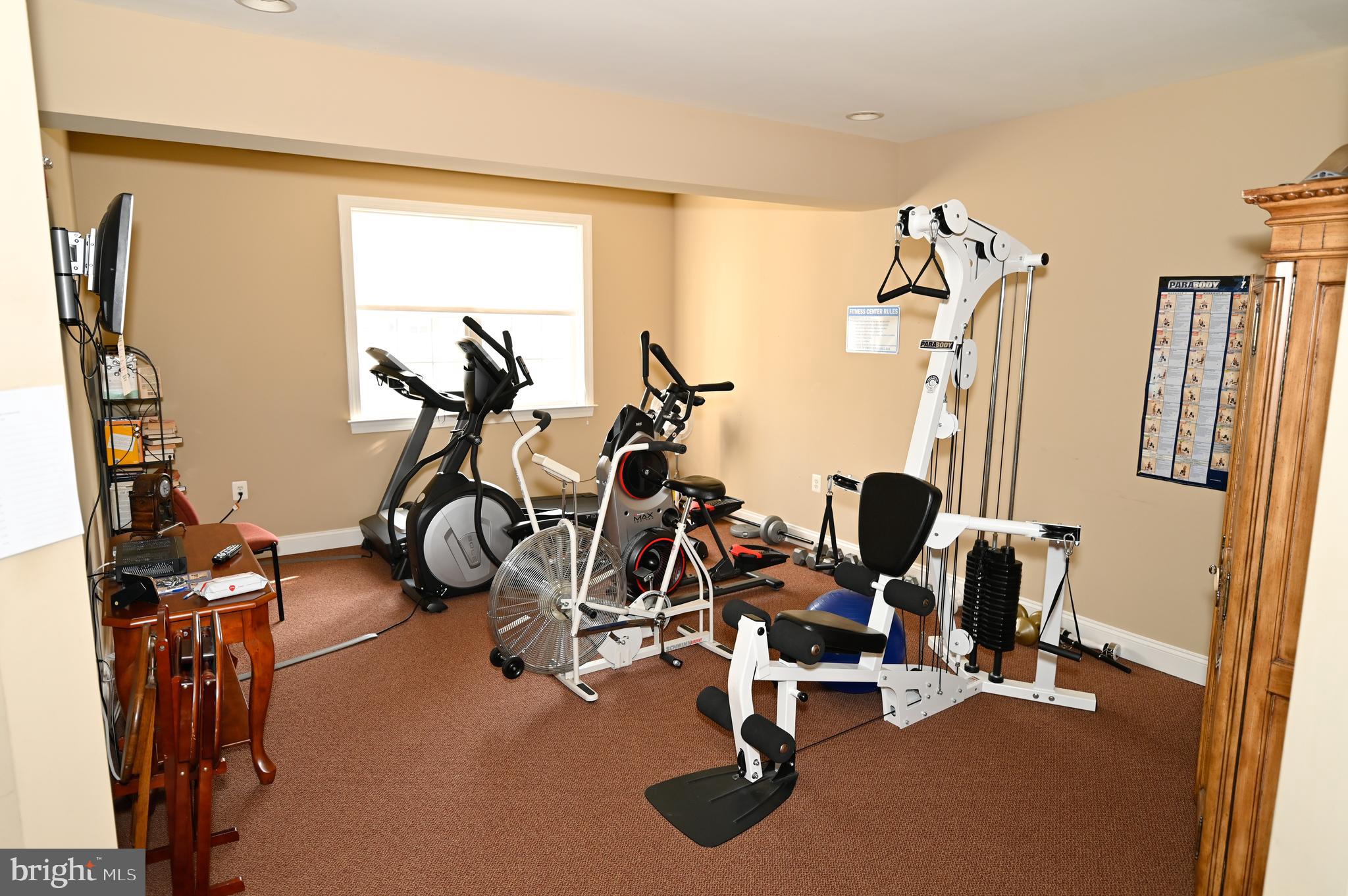 MACPHAIL WOODS - Residential