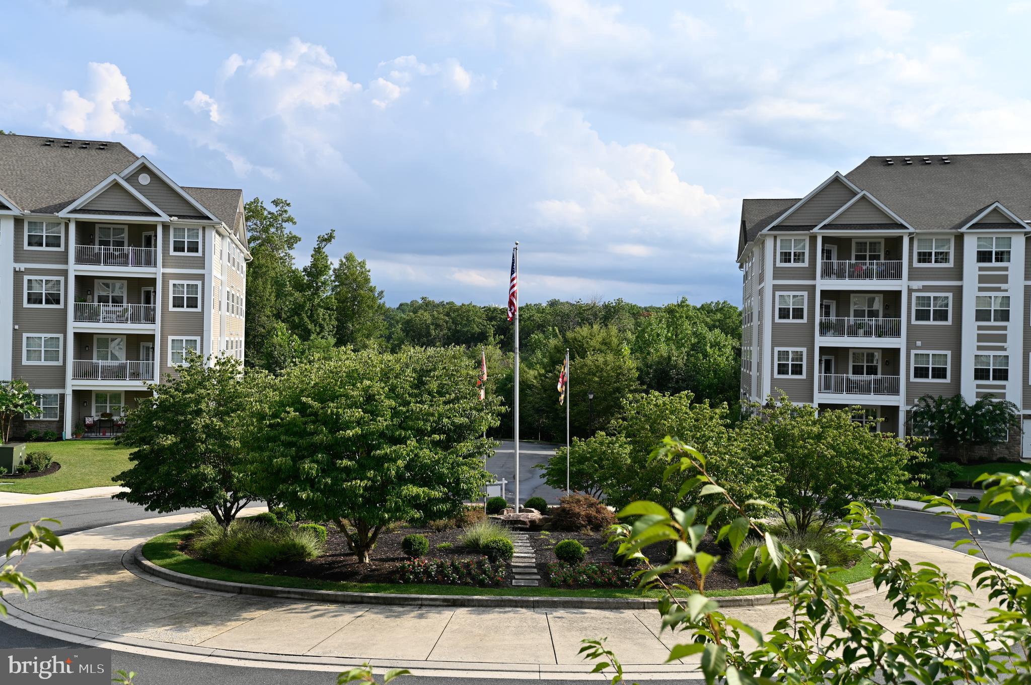 MACPHAIL WOODS - Residential