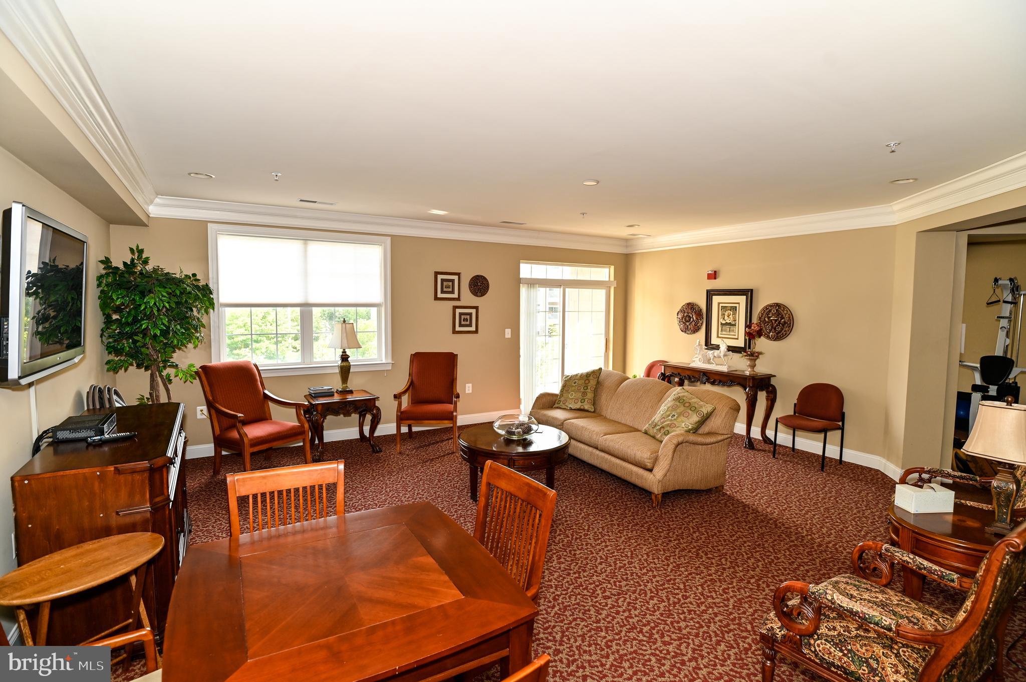 MACPHAIL WOODS - Residential