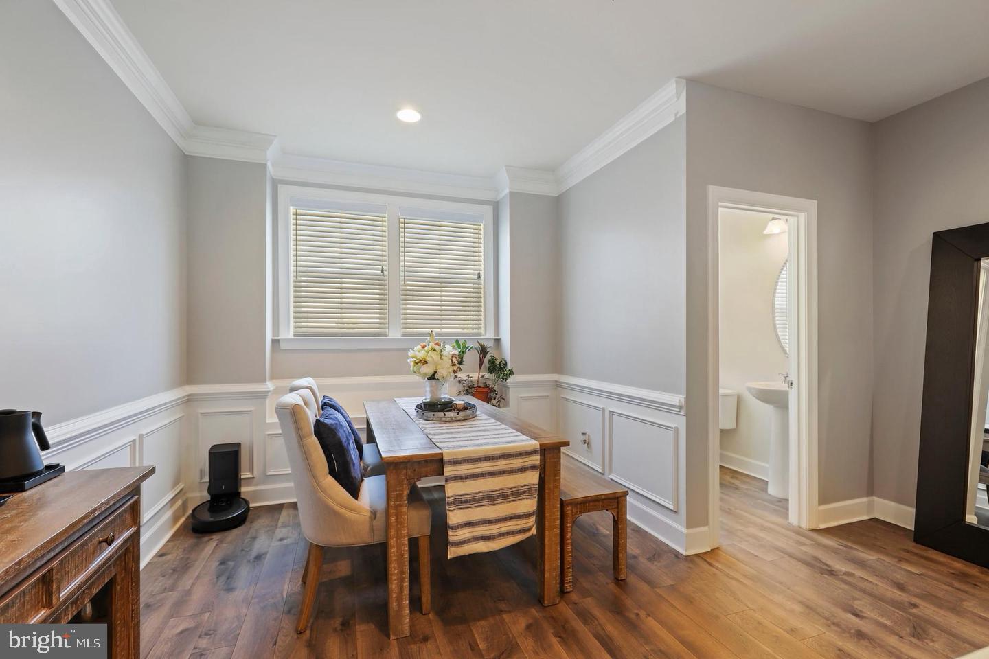 RIVERDALE PARK STATION - Residential