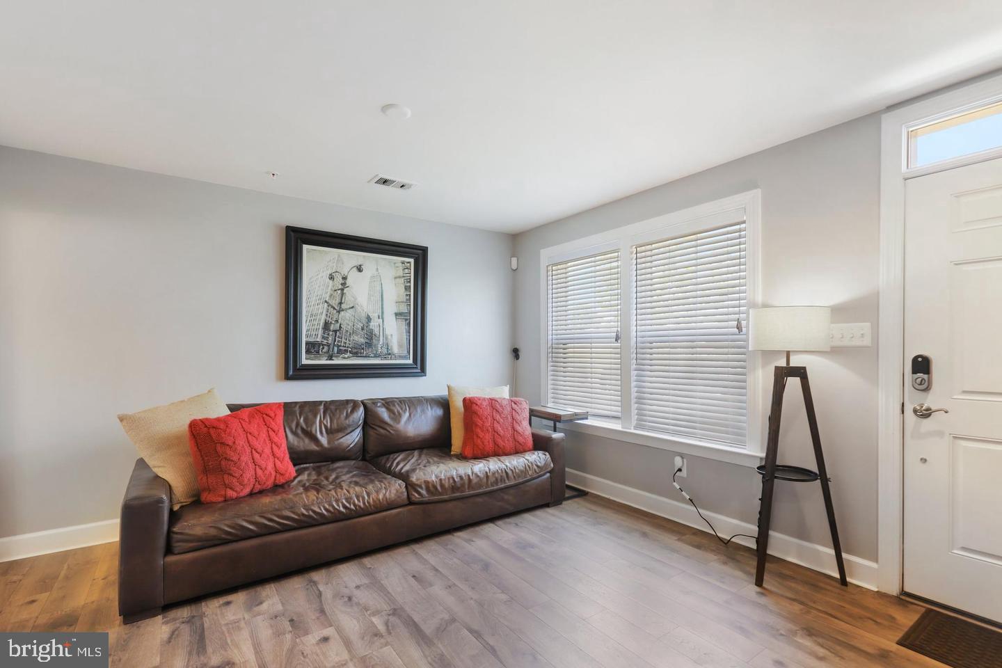 RIVERDALE PARK STATION - Residential