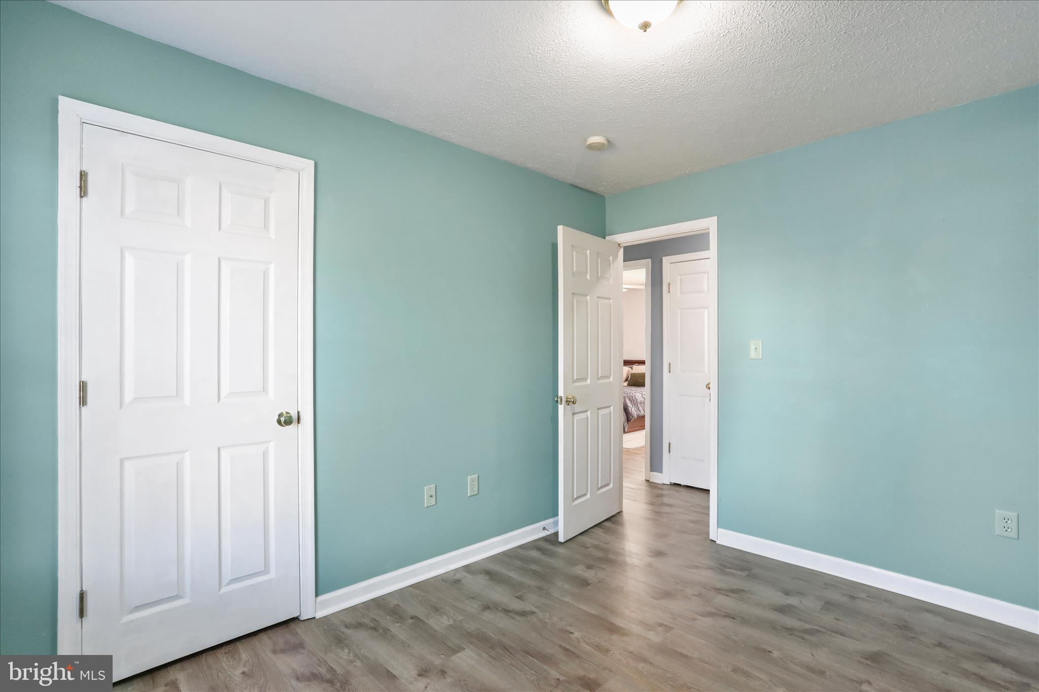 ELIZABETH STATION - Residential