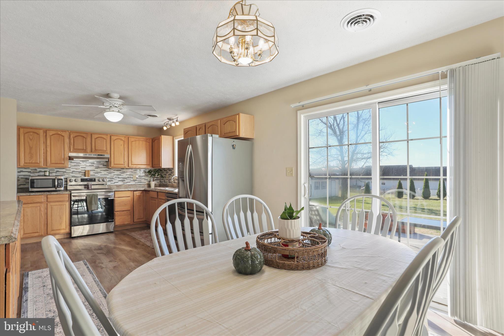 ELIZABETH STATION - Residential