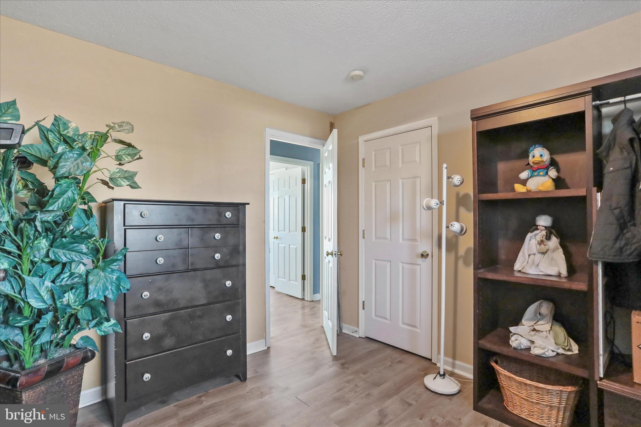 ELIZABETH STATION - Residential