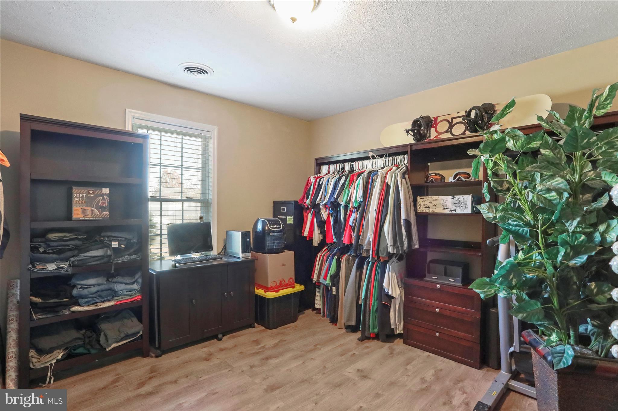 ELIZABETH STATION - Residential