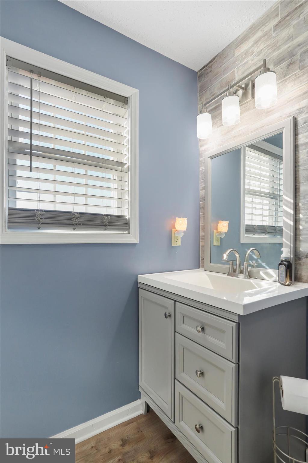 ELIZABETH STATION - Residential