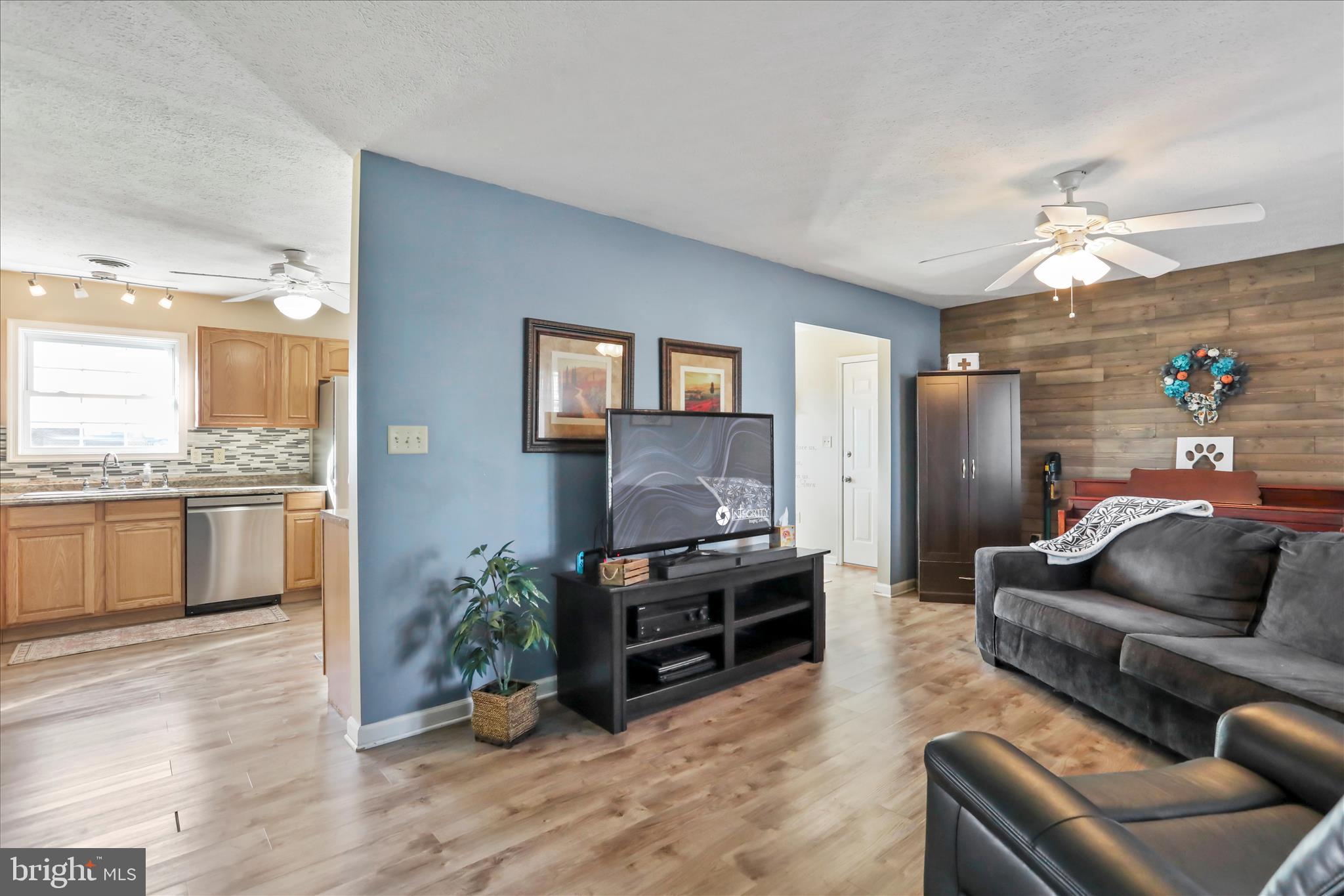 ELIZABETH STATION - Residential