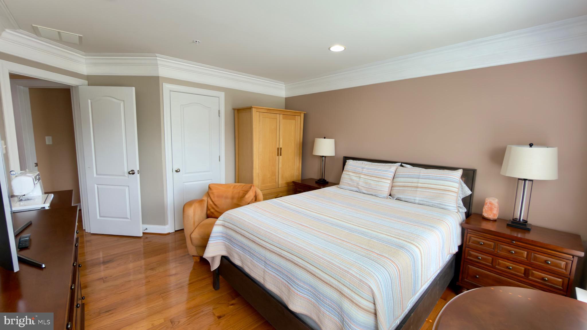 COLONIAL ESTATES II - Residential