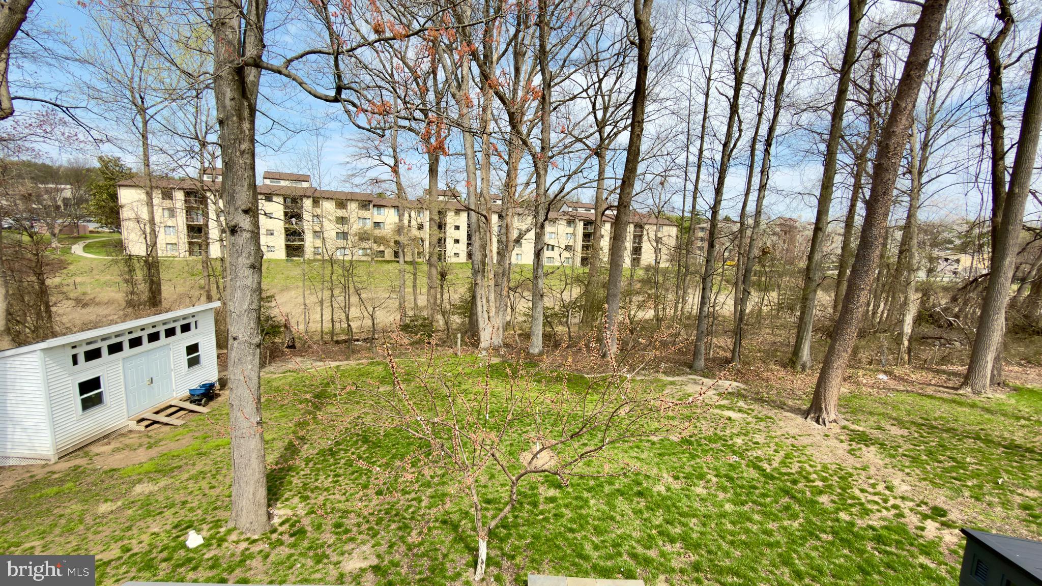 COLONIAL ESTATES II - Residential