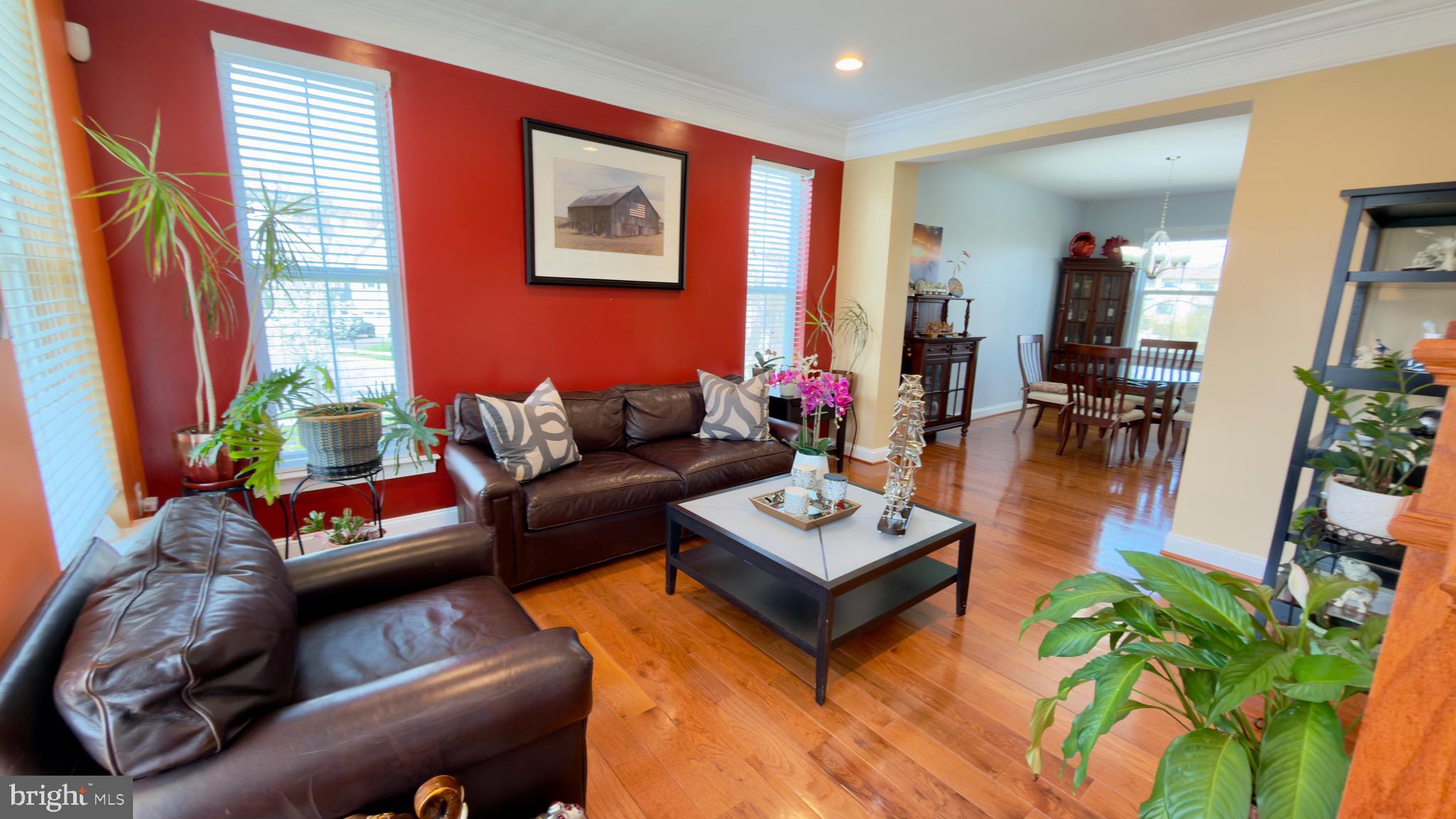 COLONIAL ESTATES II - Residential