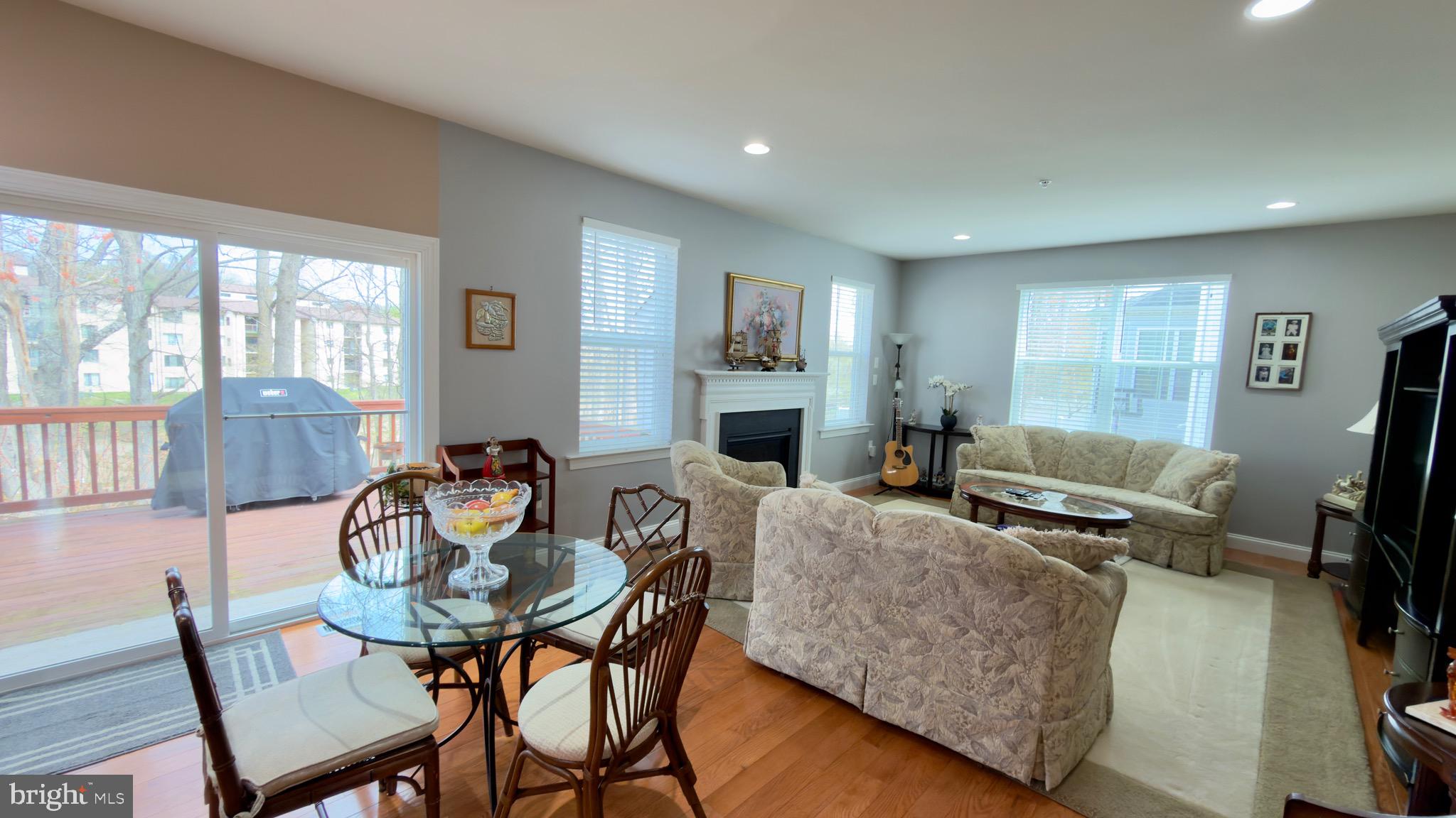 COLONIAL ESTATES II - Residential