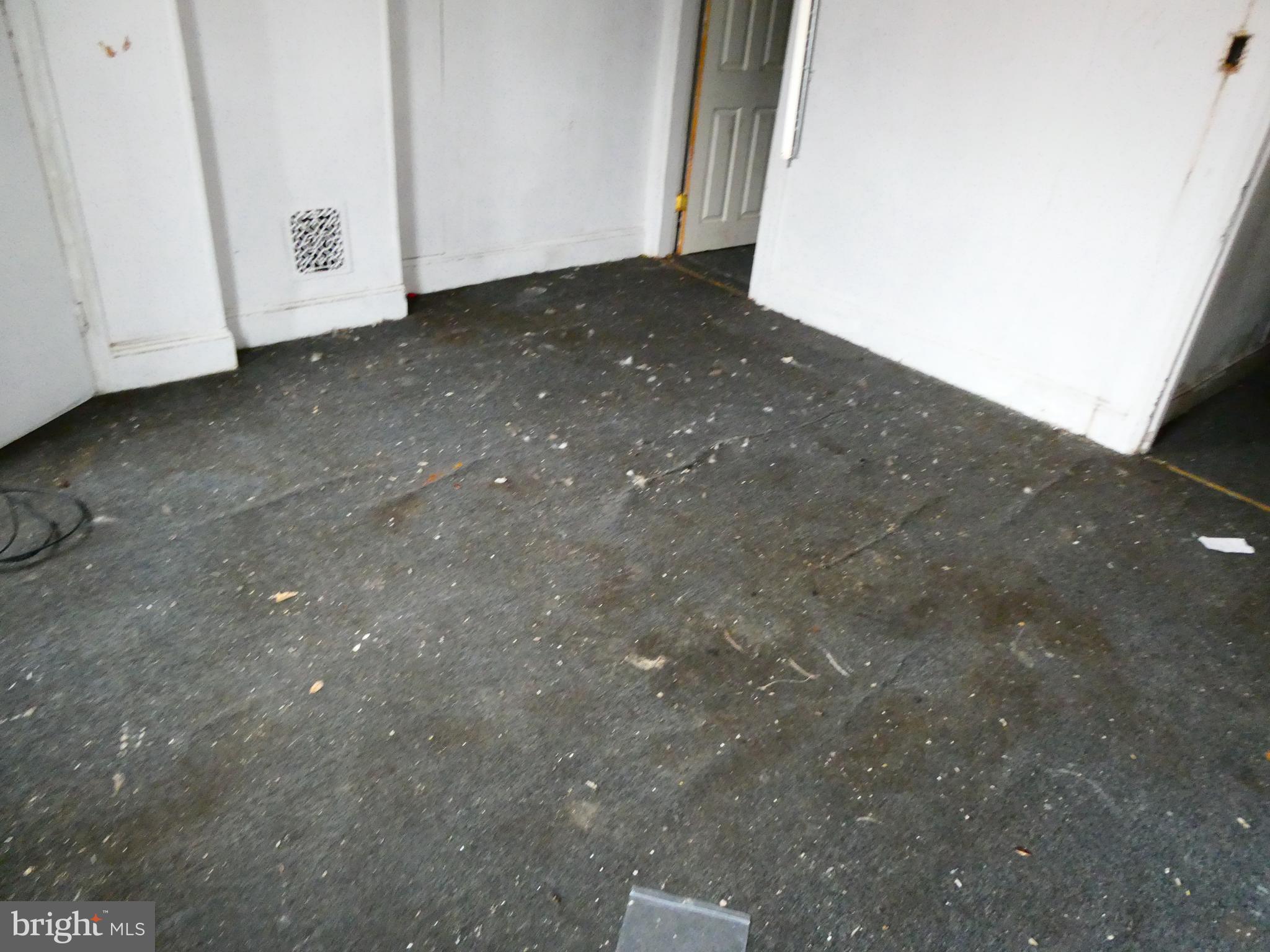 KENSINGTON - Residential