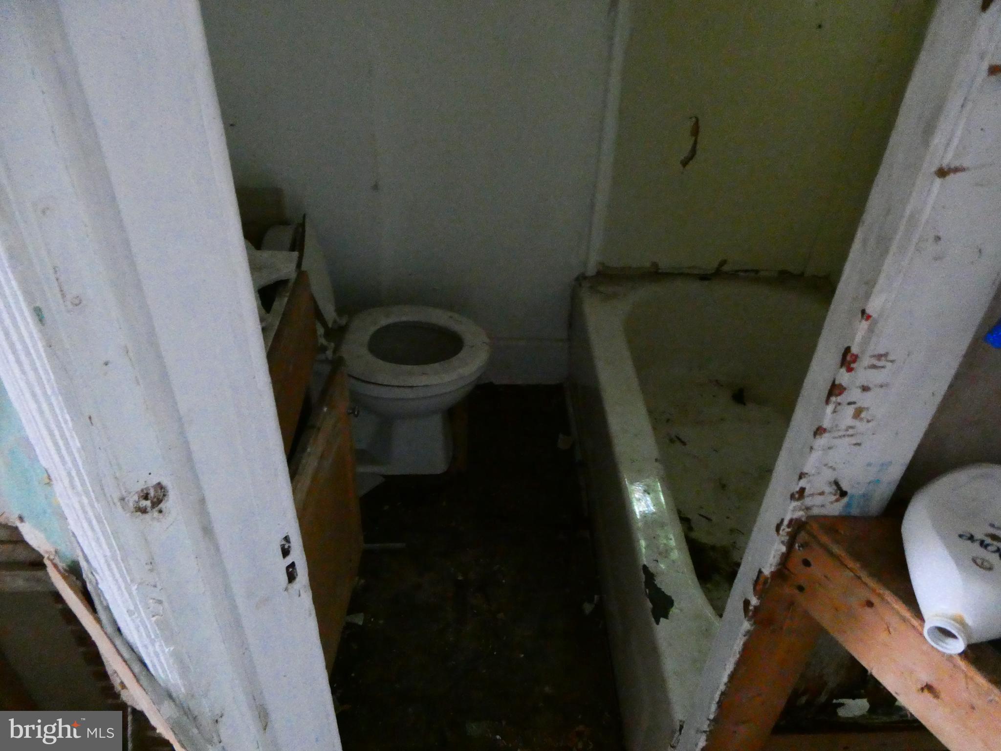 KENSINGTON - Residential