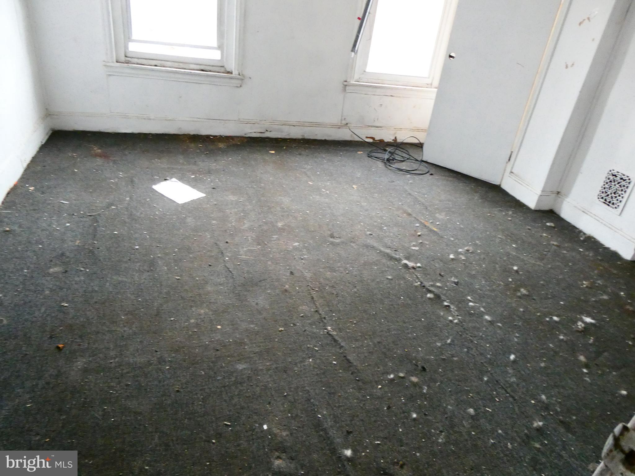 KENSINGTON - Residential