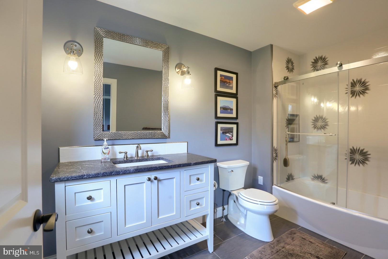 DEAVEN WOODS - Residential