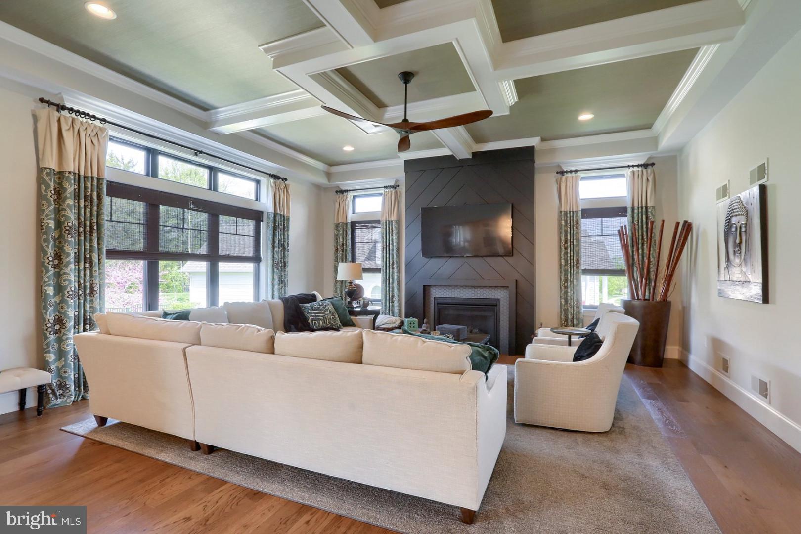 DEAVEN WOODS - Residential