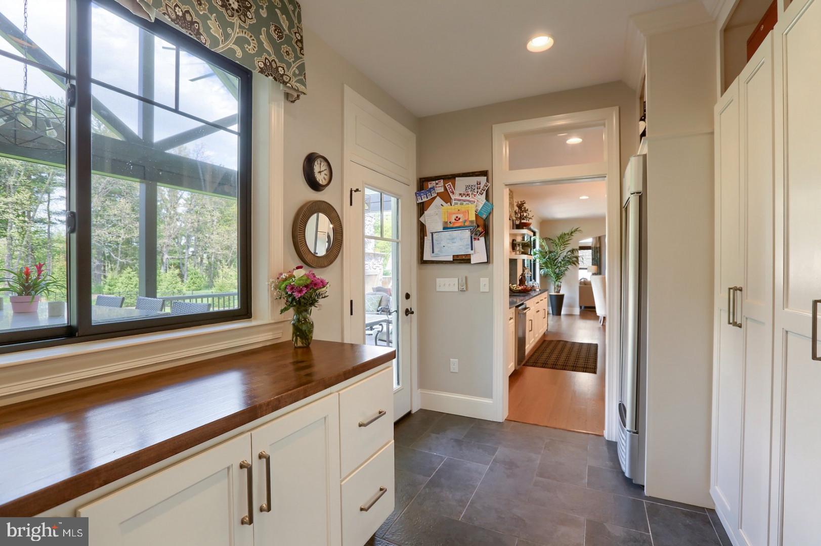 DEAVEN WOODS - Residential