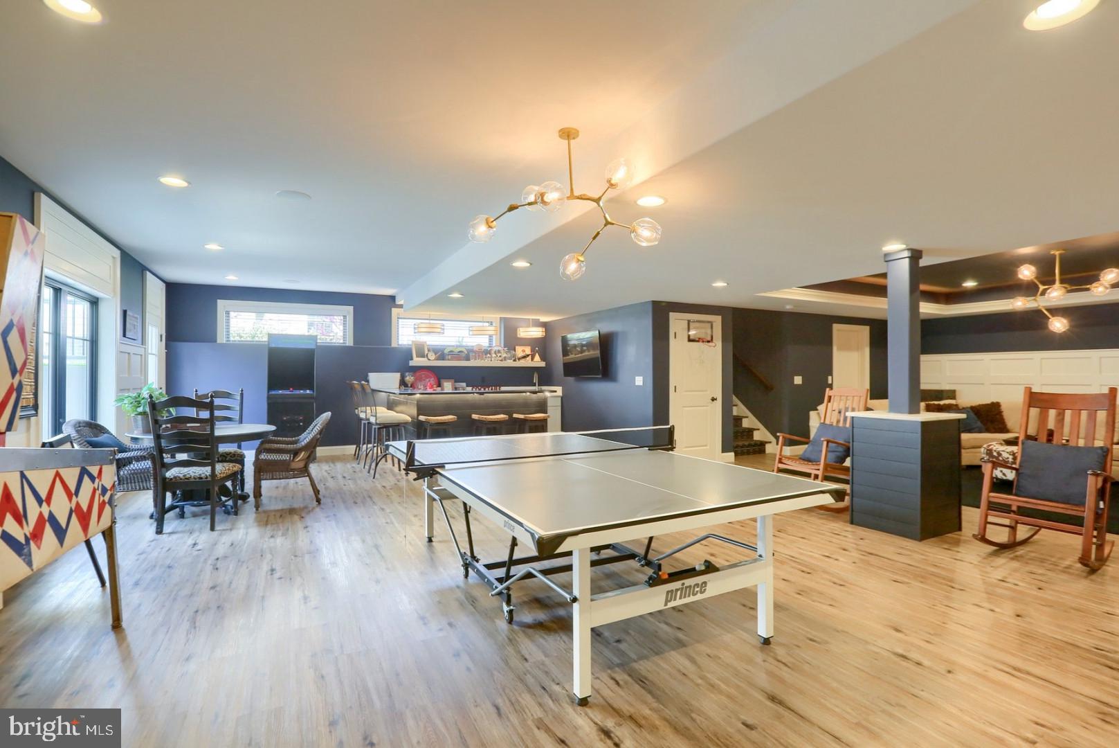 DEAVEN WOODS - Residential