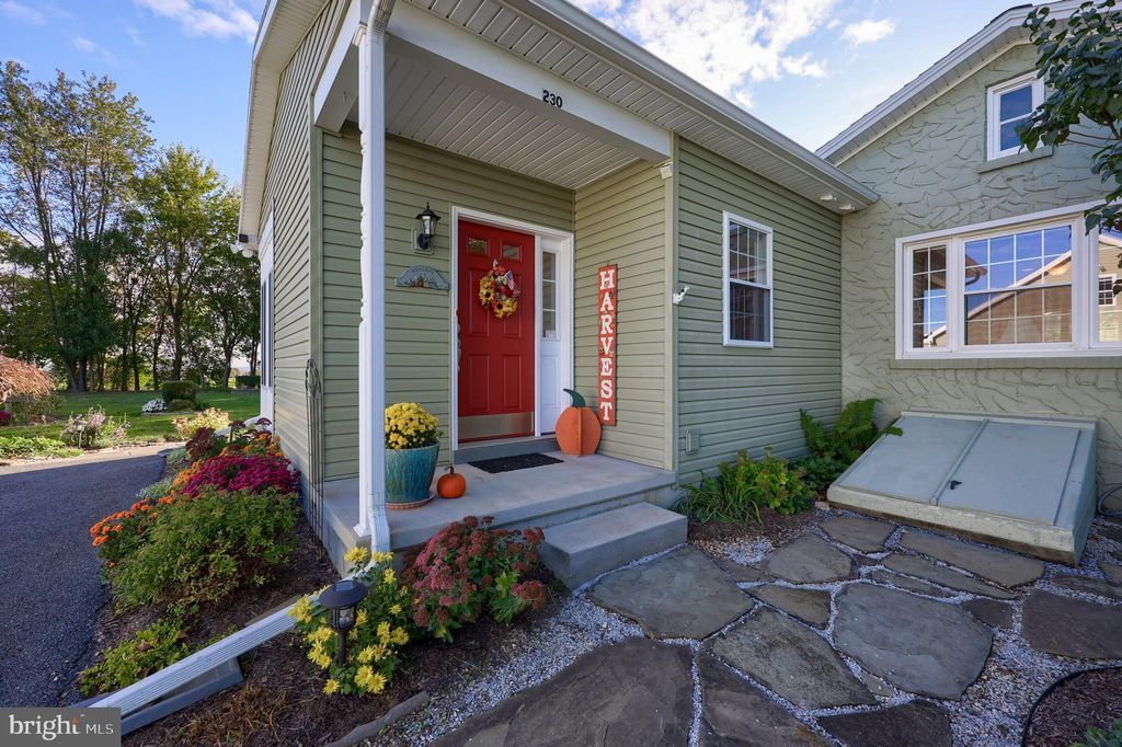 Photo of 230 Lancaster Avenue, Strasburg, PA 17579 (MLS # PALA2058916)
