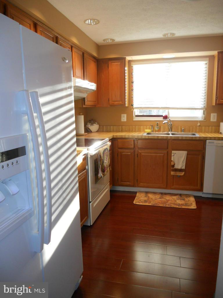 DOMINION VIEW - Residential