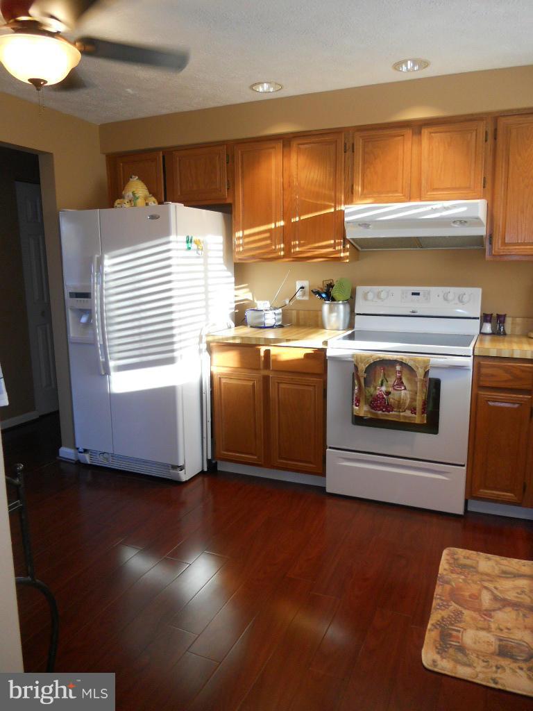 DOMINION VIEW - Residential