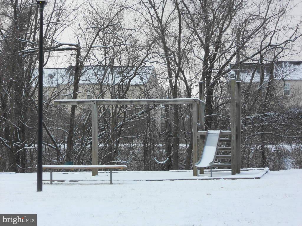 DOMINION VIEW - Residential