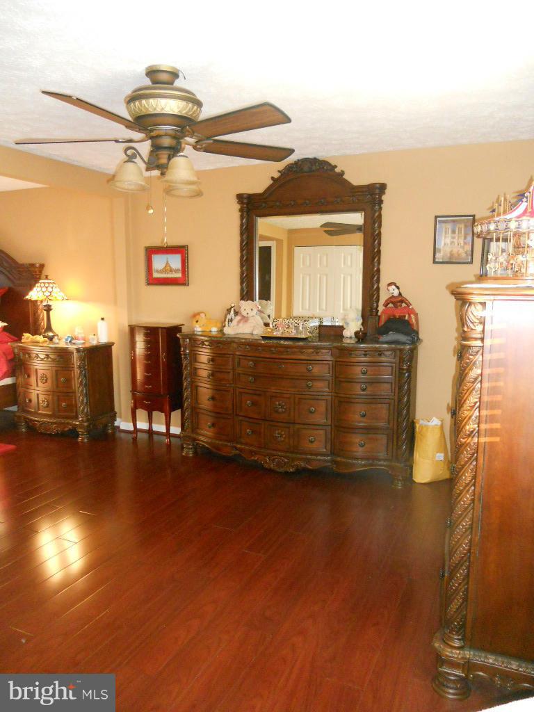 DOMINION VIEW - Residential