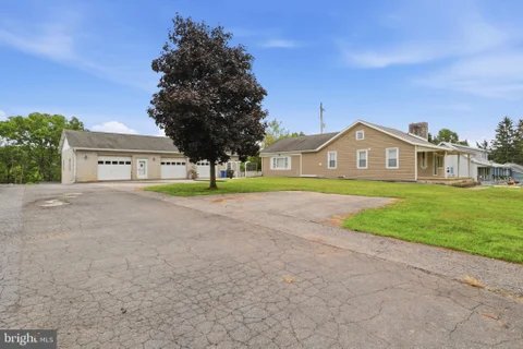 MLS: PAYK2110748