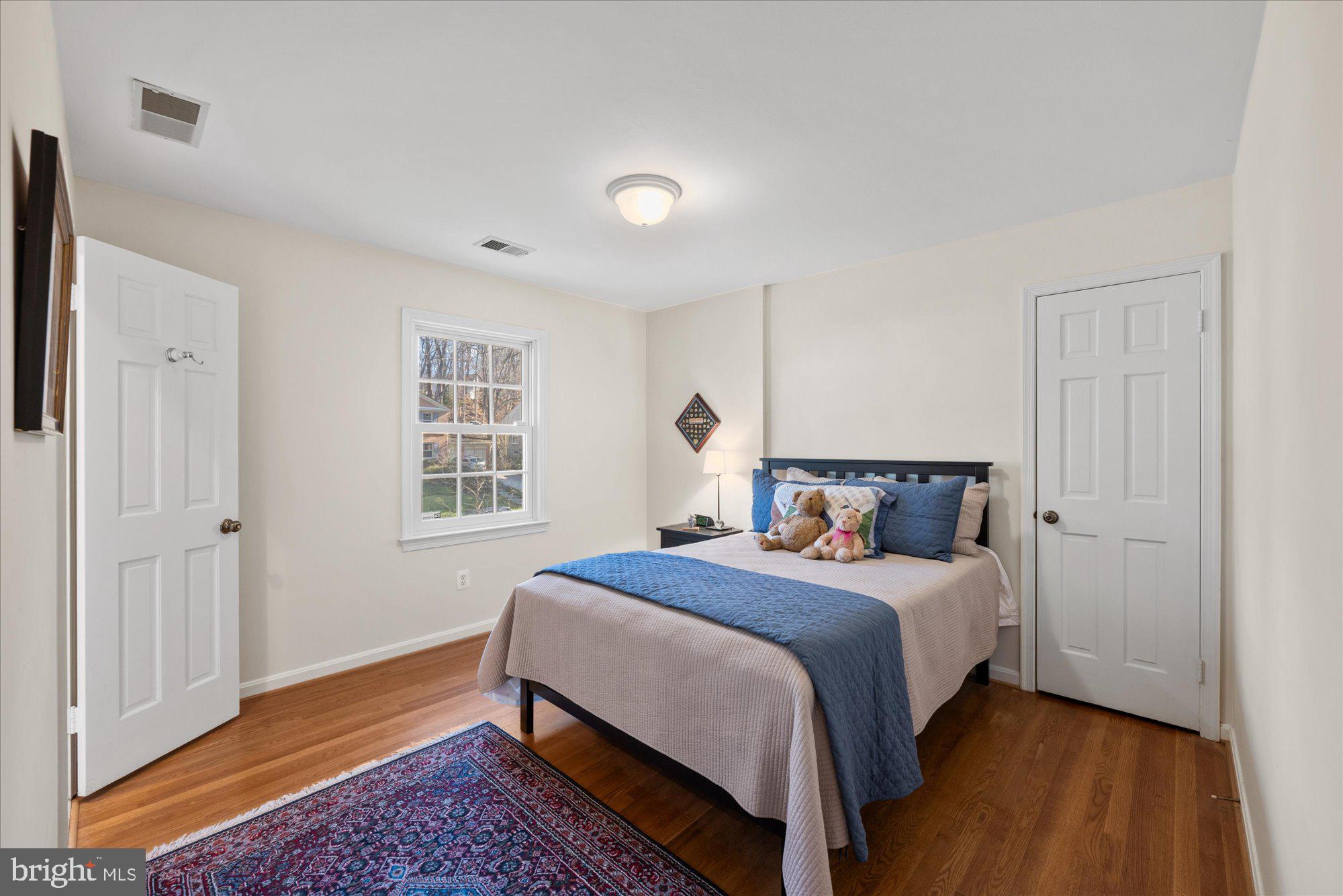 RIVER FALLS - Residential