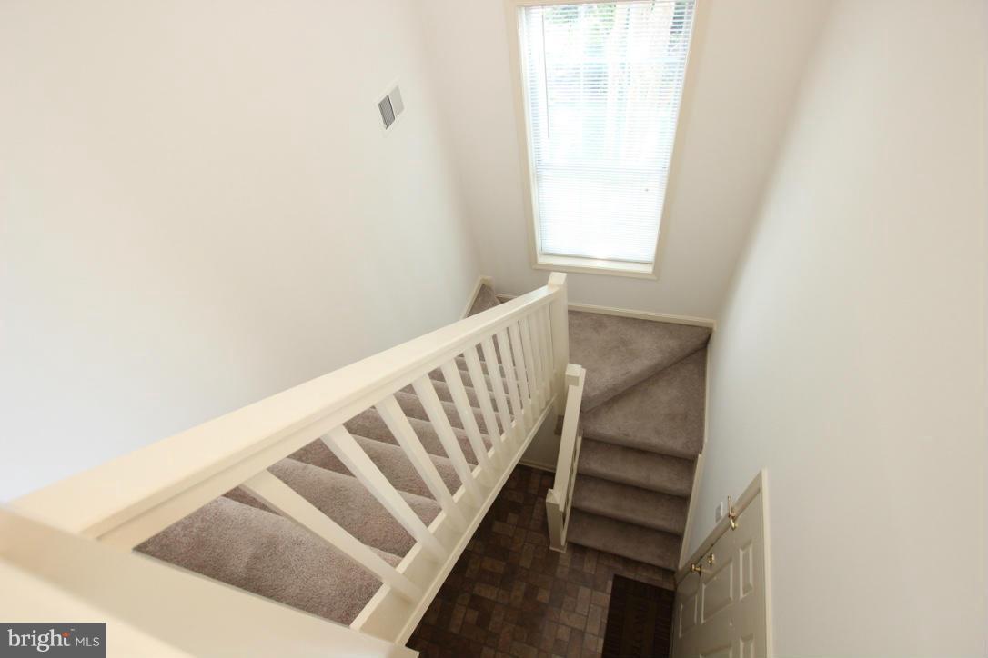 THE OAKTON - Residential Lease