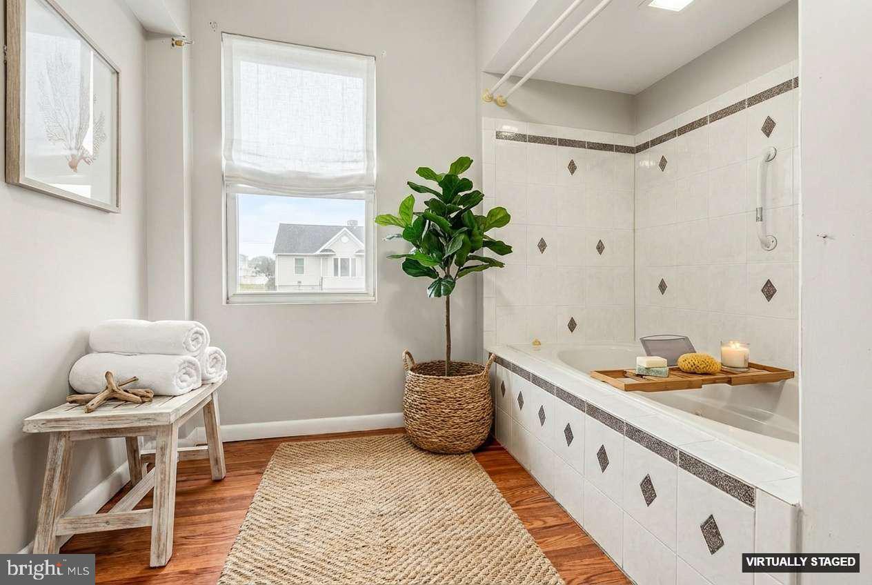 MILLERS ISLAND - Residential