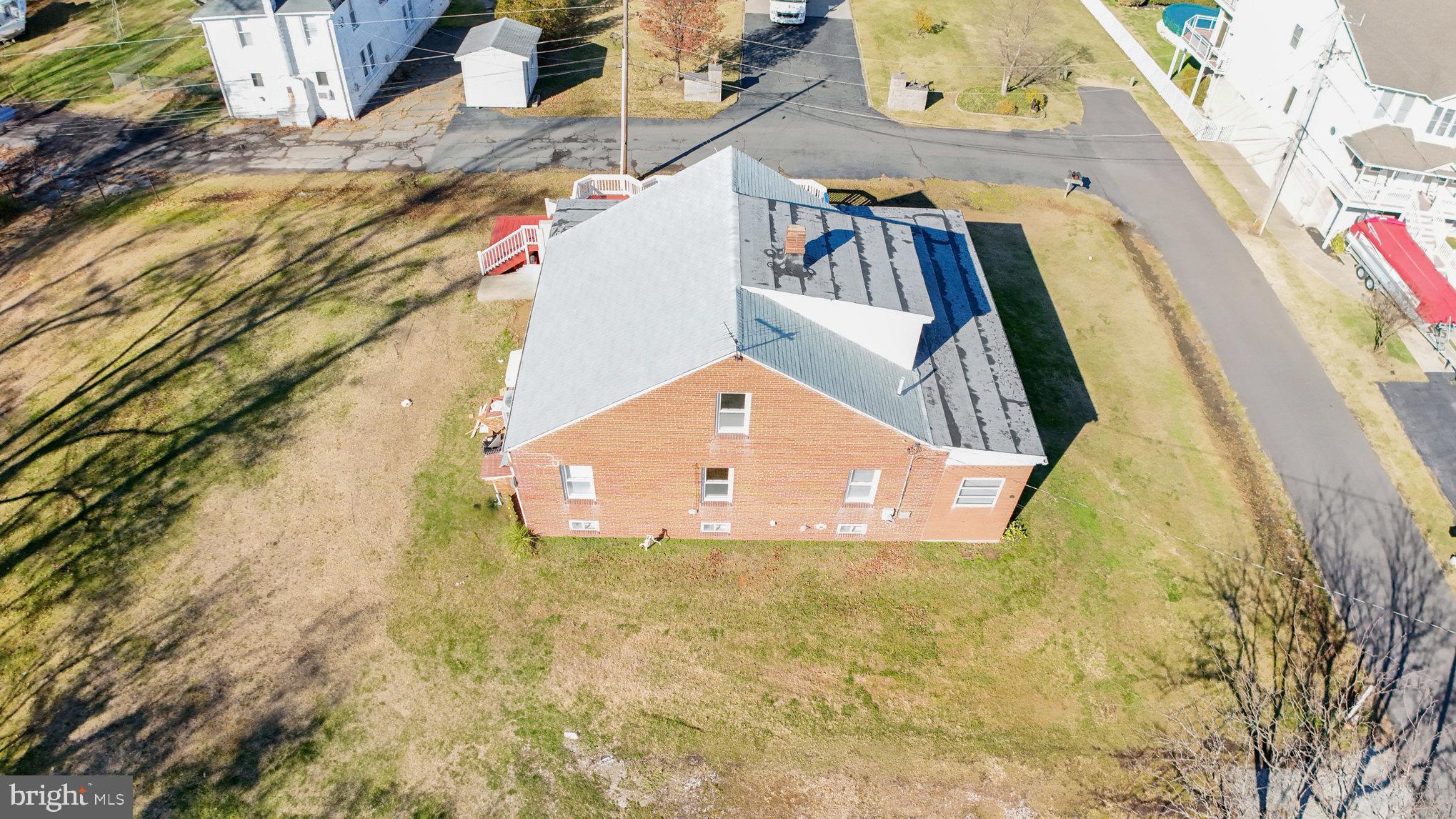 MILLERS ISLAND - Residential