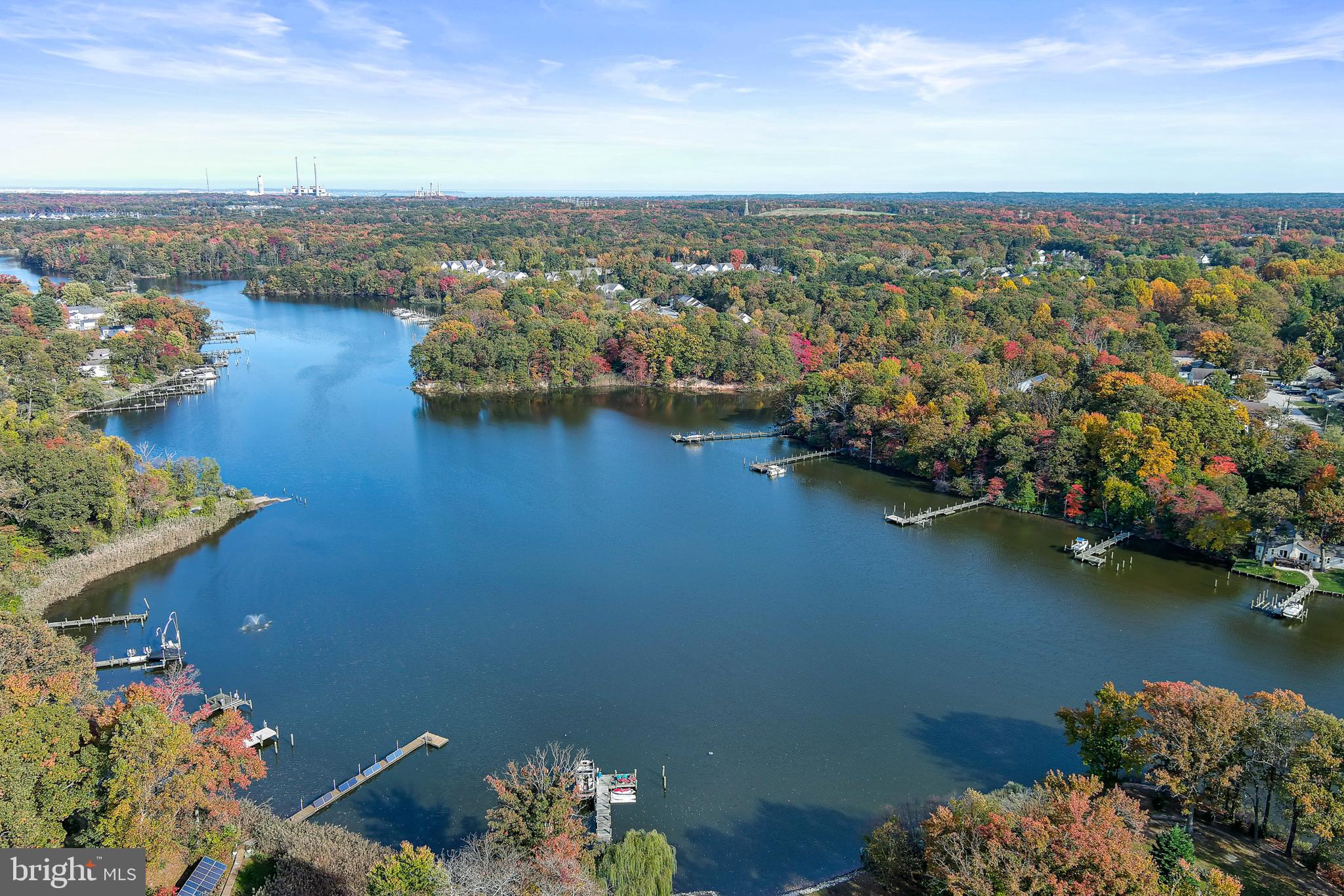 COUNTRY CLUB ESTATES - Residential