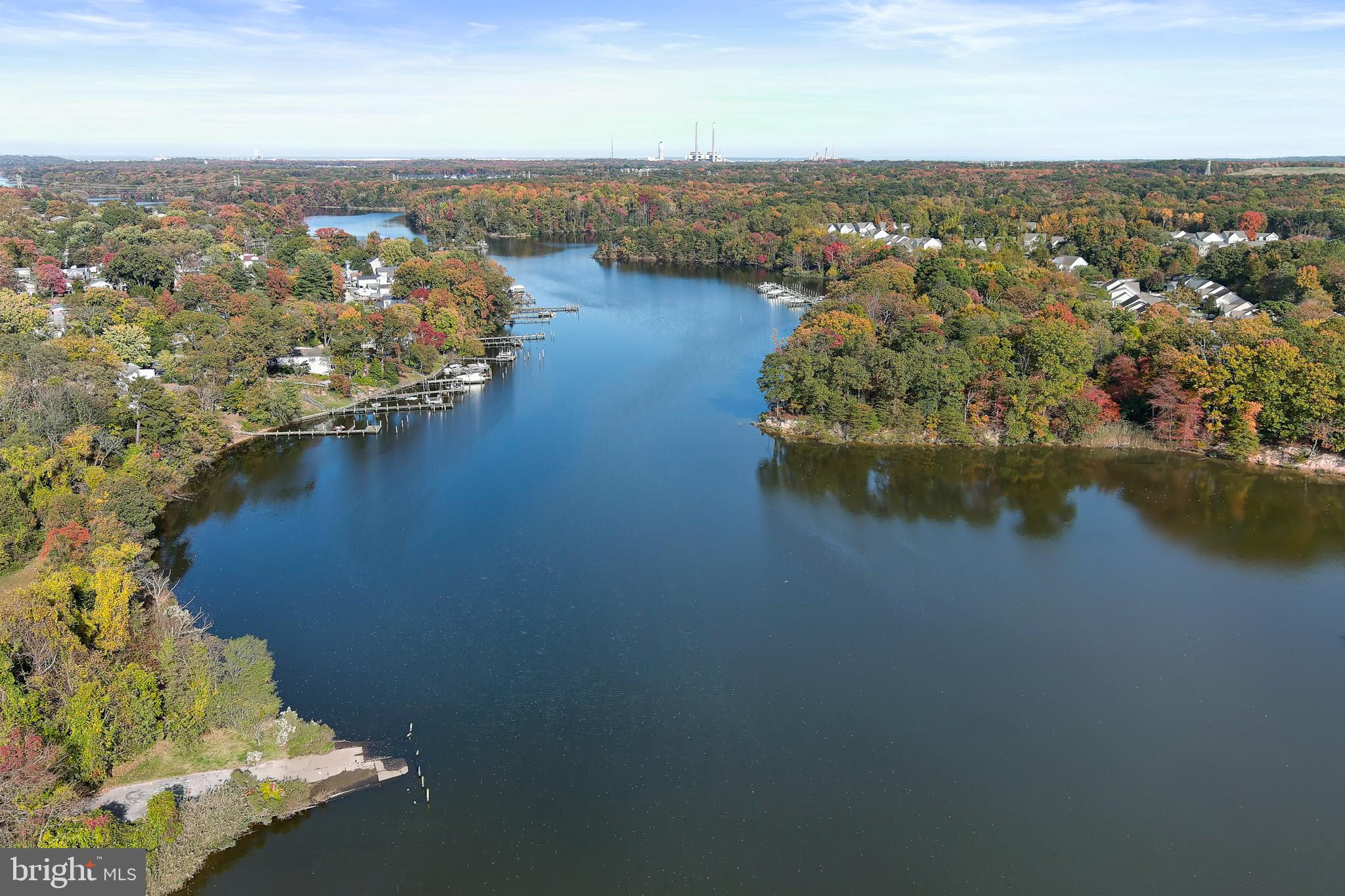 COUNTRY CLUB ESTATES - Residential