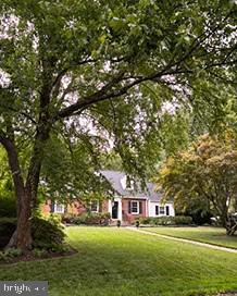 Photo of 6448 Spring Terrace, FALLS CHURCH, VA 22042 (MLS # VAFX2345896)