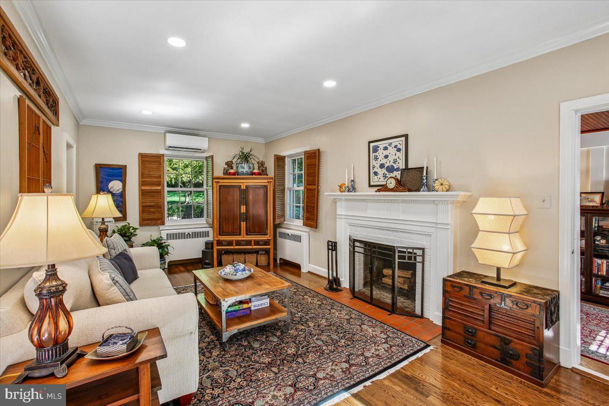 6448 SPRING TERRACE