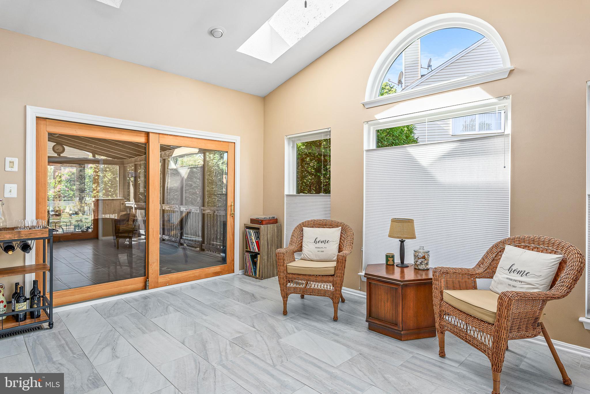 POTOMAC LAKES - Residential