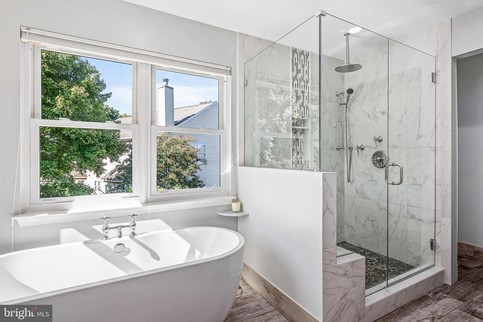 POTOMAC LAKES - Residential