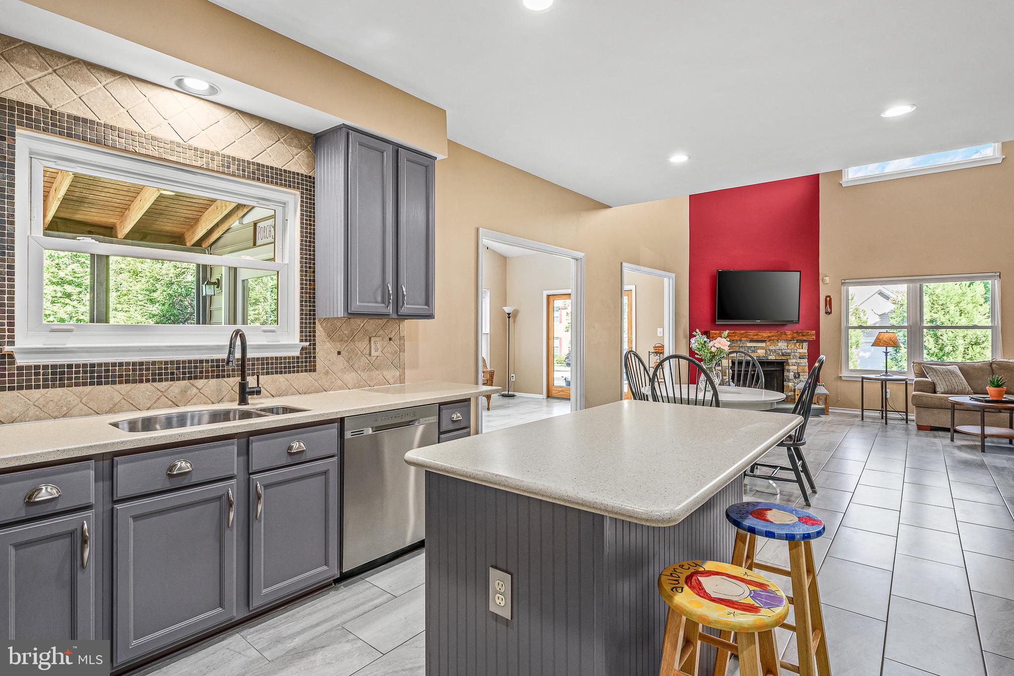 POTOMAC LAKES - Residential