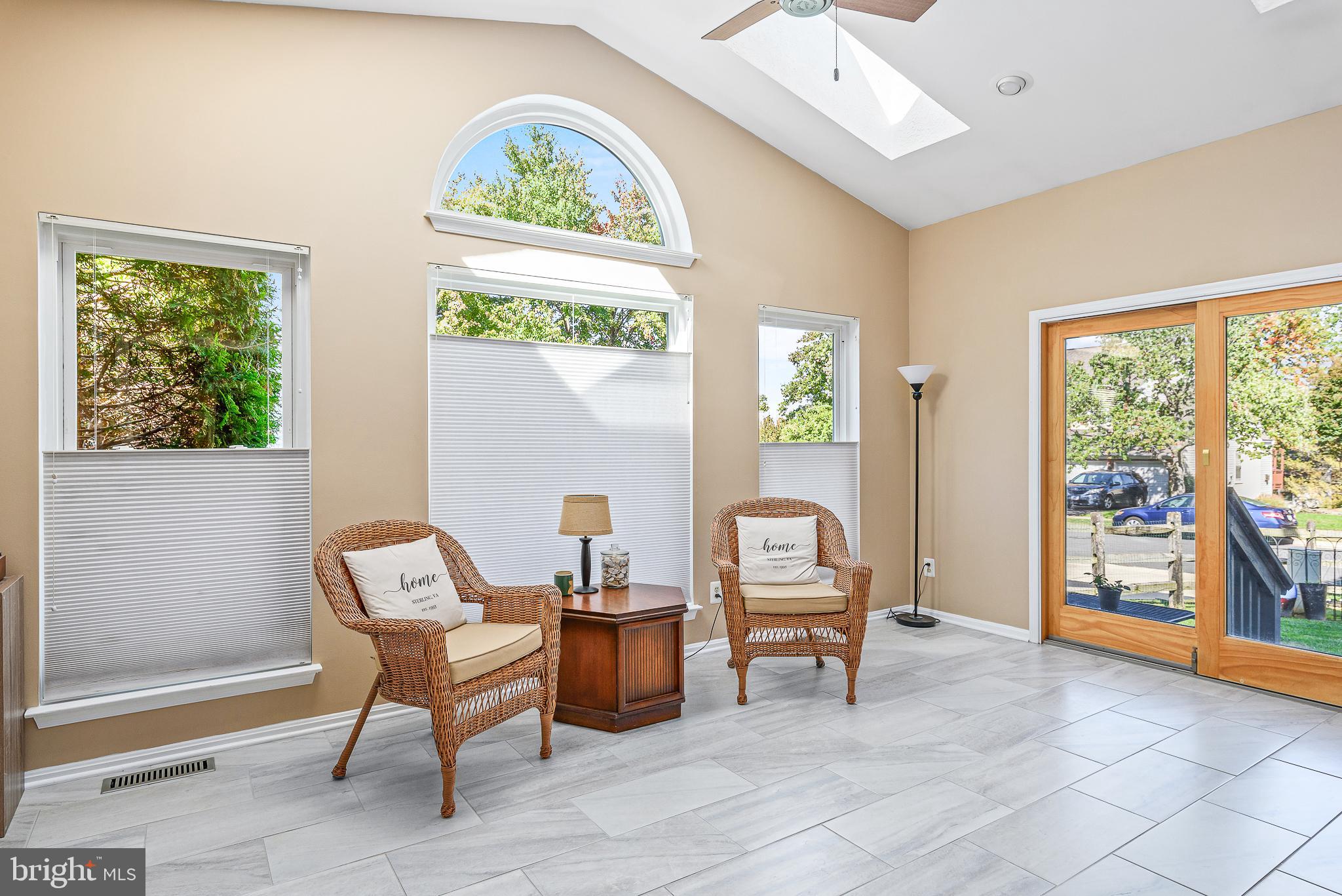 POTOMAC LAKES - Residential